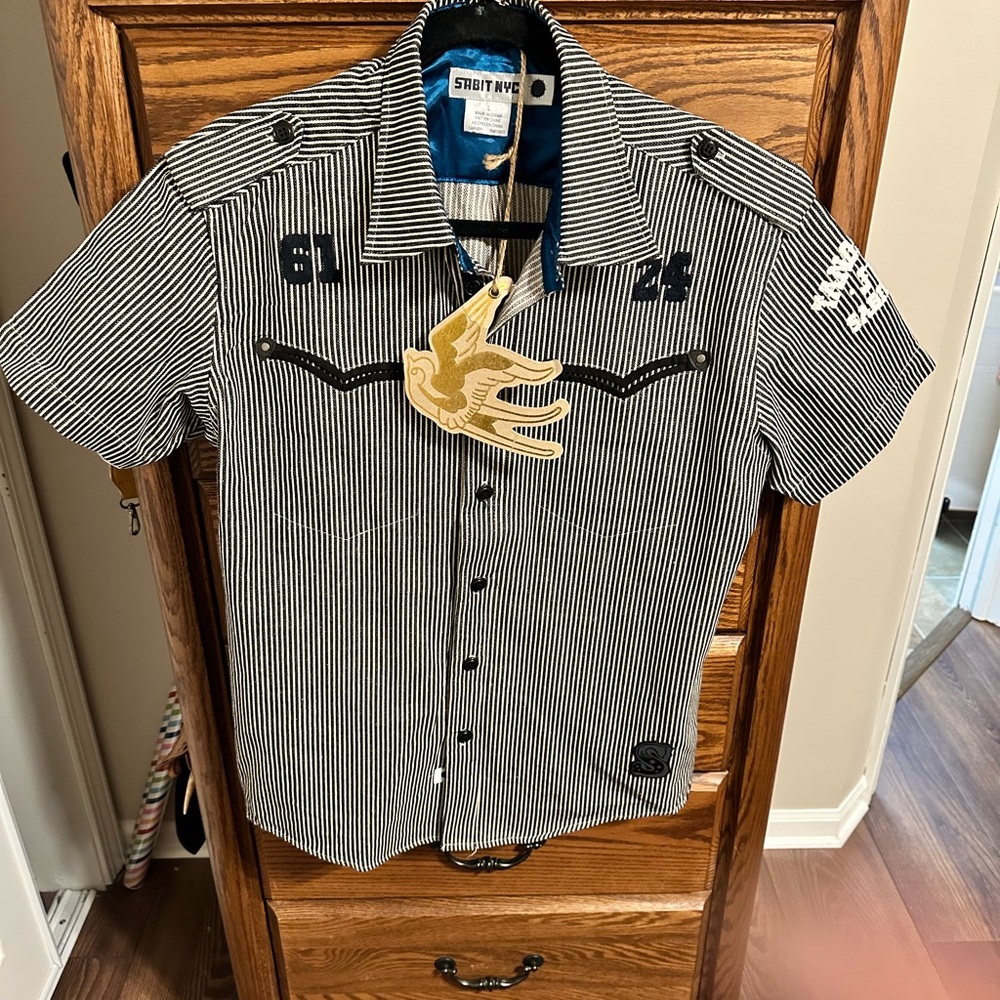 **SABIT NYC – Ultra-Rare NWT “Tanoshii” Era Custom Embroidered Shirt – $125